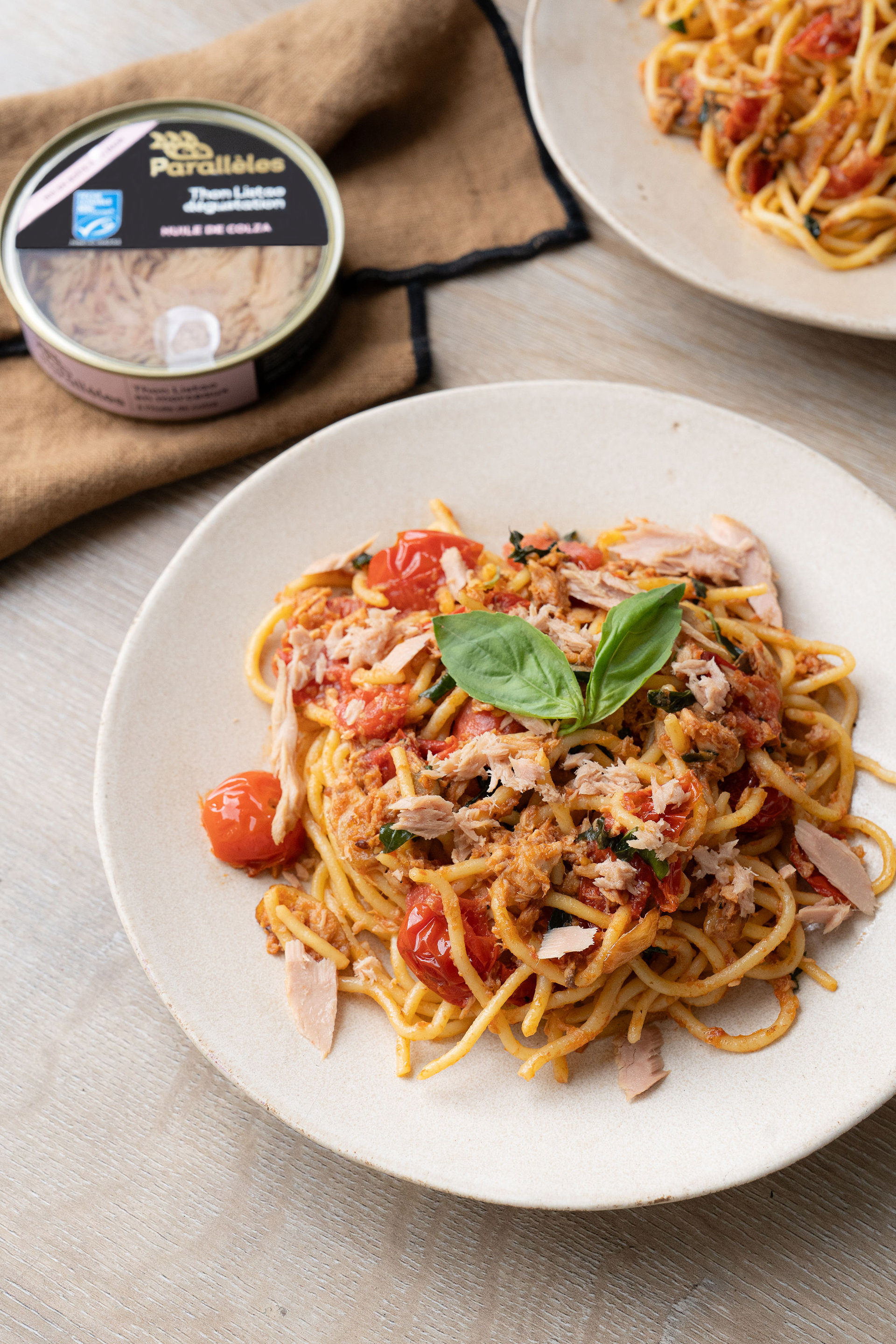 Spaghetti aux thons en morceaux MSC à l'huile de colza et tomates cerise